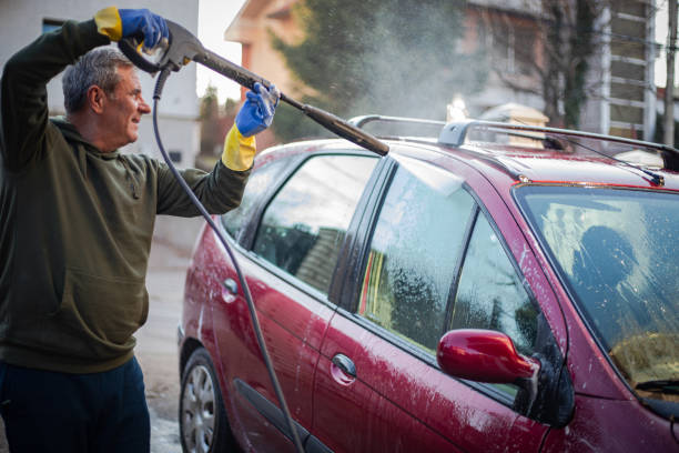 Best Garage Pressure Washing  in St James, MN